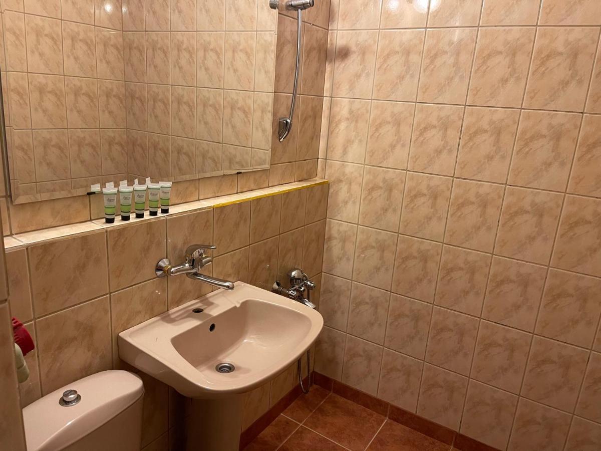 Cozy Central Place Renovated 2022 София Екстериор снимка